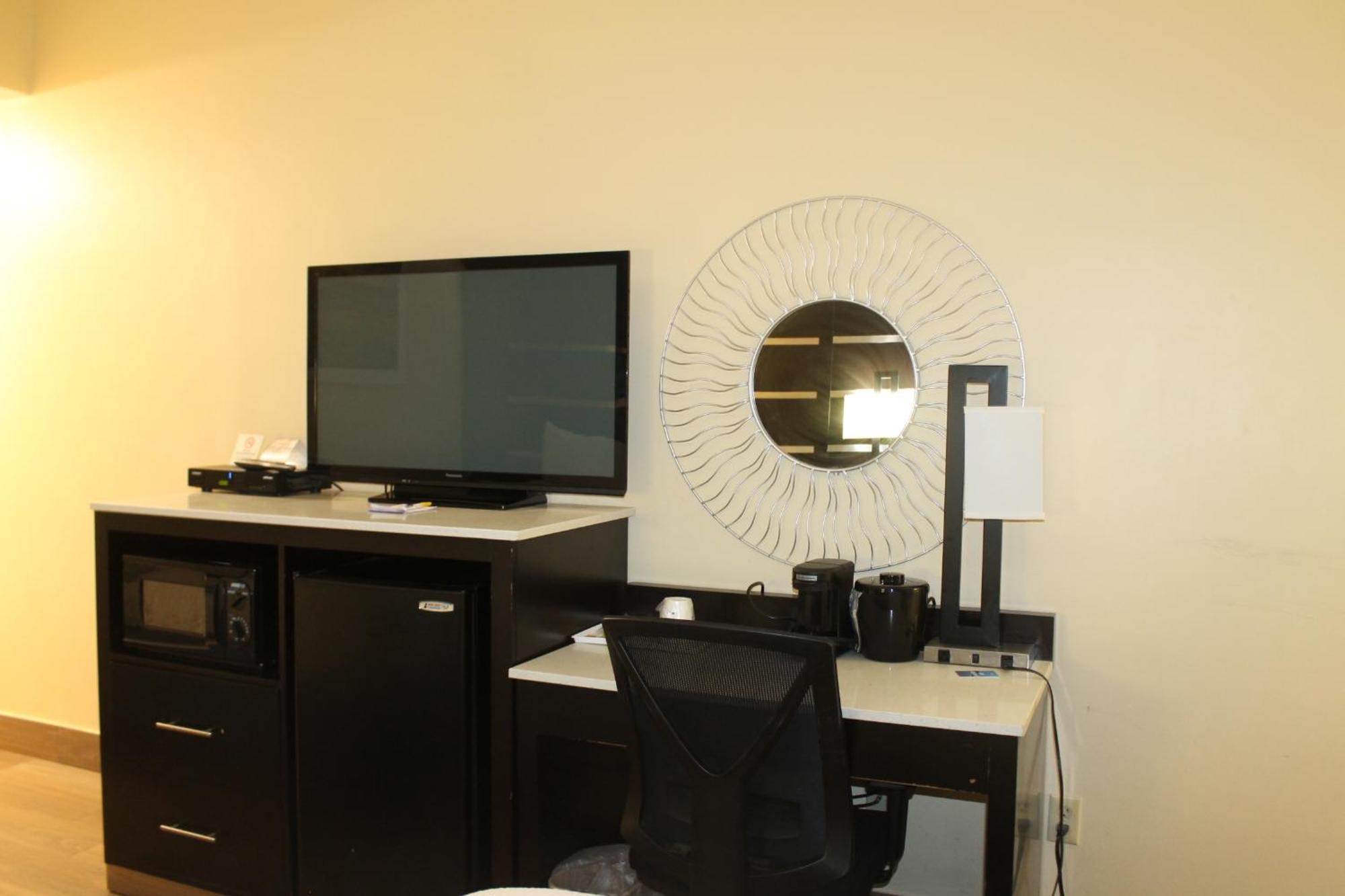 Days Inn By Wyndham Budd Lake Ngoại thất bức ảnh